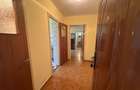 Apartament cu 3 camere semidecomandat în Berceni - 3
