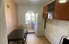 Apartament 3 camere decomandat, etaj 3 din 4, mobilat, utilat, str Coposu - 6