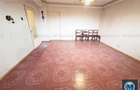 Apartament cu 3 camere semidecomandat în Central - 1