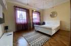 Apartament de inchiriat pe Str Merilor - 5