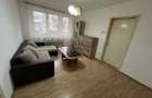 INCHIRIEZ apartament 2 camere semidecomandat,zona Centrala - 5