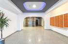 Apartament cu 3 camere decomandat în Tractorul - 2