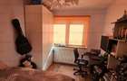 Apartament cu 3 camere decomandat în Tractorul - 2
