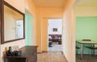 Apartament cu 3 camere decomandat în Intim - 4