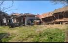Vand loc de casa (casa)