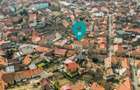 Casă individuală cu 9 camere cu Canalizare în Central - 1