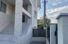 Casa centrala, spatioasa cu privelisti si curte generoasa Jibou - 18