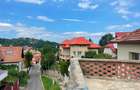 Casă individuală cu 4 camere cu Teren 170 Mp în Schei - 2