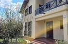 Casă individuală cu 8 camere cu Canalizare în Iancu Nicolae - 36