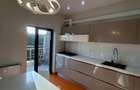 Apartament cu 3 camere decomandat în Băneasa - 11