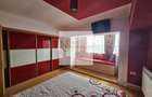 Apartament cu 4 camere decomandat în Trocadero - 11