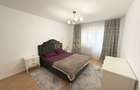 Apartament cu 3 camere semidecomandat în Central - 1