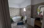 Casa duplex cu 4 camere, P+1 ?i mansarda, curte 260mp, PRET NEGOCIABIL - 7