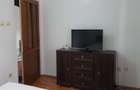 Persoana fizica inchiriez pe termen lung apartament 2 camere camere