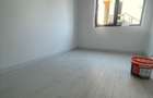 Casă cu 5 camere cu Teren 220 Mp în Apărătorii Patriei - 12