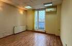 Apartament cu 4 camere decomandat în P-ța Victoriei - 3