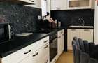 Apartament cu 3 camere decomandat în Central - 1 Apartament cu 3 camere decomandat în Central - 1