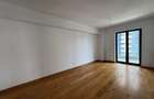 Apartament cu 3 camere decomandat în Barbu Văcărescu - 9