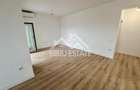 Apartament cu 3 camere decomandat în Central - 2