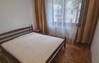 De vanzare apartament cu 2 camere si balcon, mobilat si utilat, etajul 1, zona Cresei 52000euro - 3