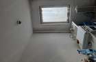 Apartament cu 3 camere semidecomandat în Central - 4