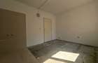 Casă cu 12 camere cu Canalizare în Central - 53