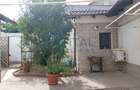 Casă individuală cu 4 camere cu Canalizare în Central - 9
