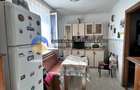 Apartament cu 3 camere decomandat în Dărmănești - 2