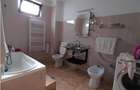Casă cu 4 camere cu Teren 281.39999389648 Mp în Central - 8