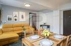 Apartament cu 3 camere semidecomandat în Central - 1
