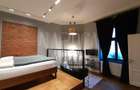 Apartament cu 3 camere semidecomandat în Central - 1