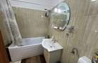 Casă cu 5 camere cu Teren 300 Mp în Titulescu - 3