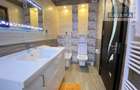 Apartament cu 3 camere decomandat în Tractorul - 5