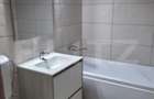 Apartament 2 camere ,strada Democratiei - 9