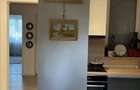 Apartament cu 3 camere decomandat în P-ța Victoriei - 4