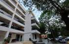 Apartament cu 2 camere decomandat în Sisești - 13
