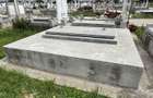 Vand Cavou complet - Cimitirul Ortodox ,, Padure '' . - 2