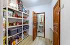 Casă individuală cu 3 camere cu Canalizare în UTA - 14