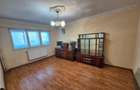 Apartament cu 3 camere decomandat în Central - 1