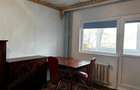 apartament 2 camere decomandat langa metrou - 10
