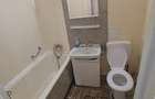 Inchiriez apartament cu 3 camere - 7