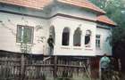 Casa batraneasca de vanzare, teren 3.000 mp, la 12 km de Horezu, Comuna Otesani, Sat Carstanesti