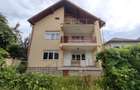 Casă cu 6 camere cu Teren 670 Mp în 13 Decembrie - 2