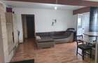 Apartament cu 3 camere decomandat în Rahova - 3