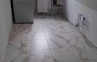 Inchiriez ap 2 camere nemobilat - 1