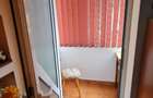 -Apartament 2 camere decomandat,et.1 ,pret 250 euro ,zona Marasesti