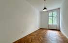 Apartament cu 3 camere in centrul istoric al Brasovului - 1