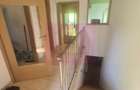 Vila de vanzare cu 6 camere in Cornu (teren 6.600 mp)