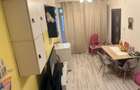 Vand apartament pe 2 niveluri