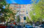 De vanzare apartament cu 3 camere, complet renovat, bulevardul Dacia - Oradea (Bihor)